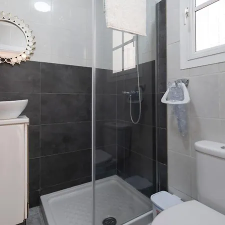 Charming With Heated Pool - Pass The Keys