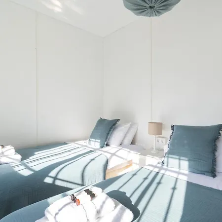 Charming With Heated Pool - Pass The Keys