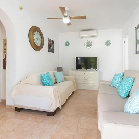 Charming With Heated Pool - Pass The Keys