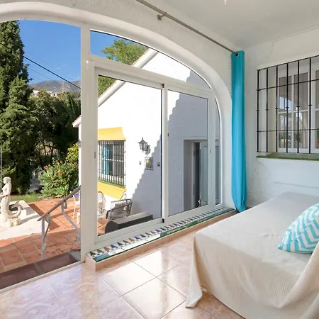 Holiday home Charming With Heated Pool - Pass The Keys